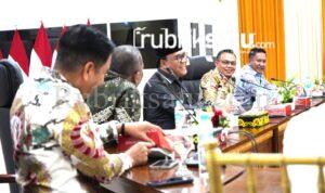 Dari Balikpapan ke Konawe: Misi Hijau Bupati Yusran untuk Masa Depan Bersih Dari Balikpapan ke Konawe: Misi Hijau Bupati Yusran untuk Masa Depan Bersih
