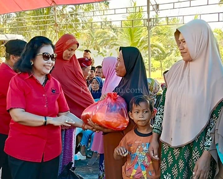 Dari Jagung Rebus hingga Pembibitan Ikan, PDIP Bantu Warga Konawe Bangkit