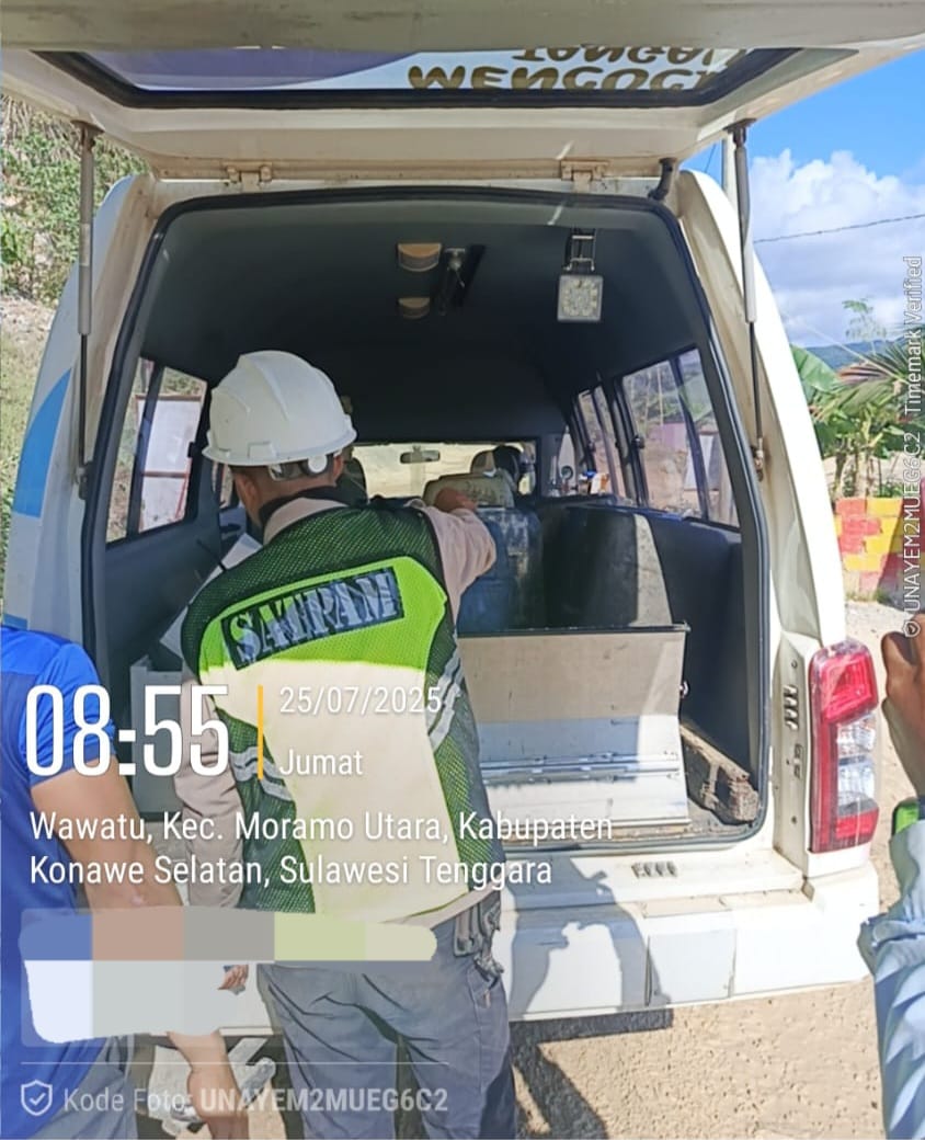 BBM Bersubsidi Dibawa Ambulans Menuju Jetty PT Ramadhan