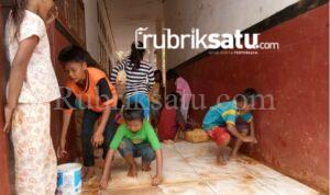Debu, Bising, dan Janji Bohong: Nasib Buruk Anak-anak SDN 3 Lasolo di Tengah IUP PT Daka Debu, Bising, dan Janji Bohong: Nasib Buruk Anak-anak SDN 3 Lasolo di Tengah IUP PT Daka