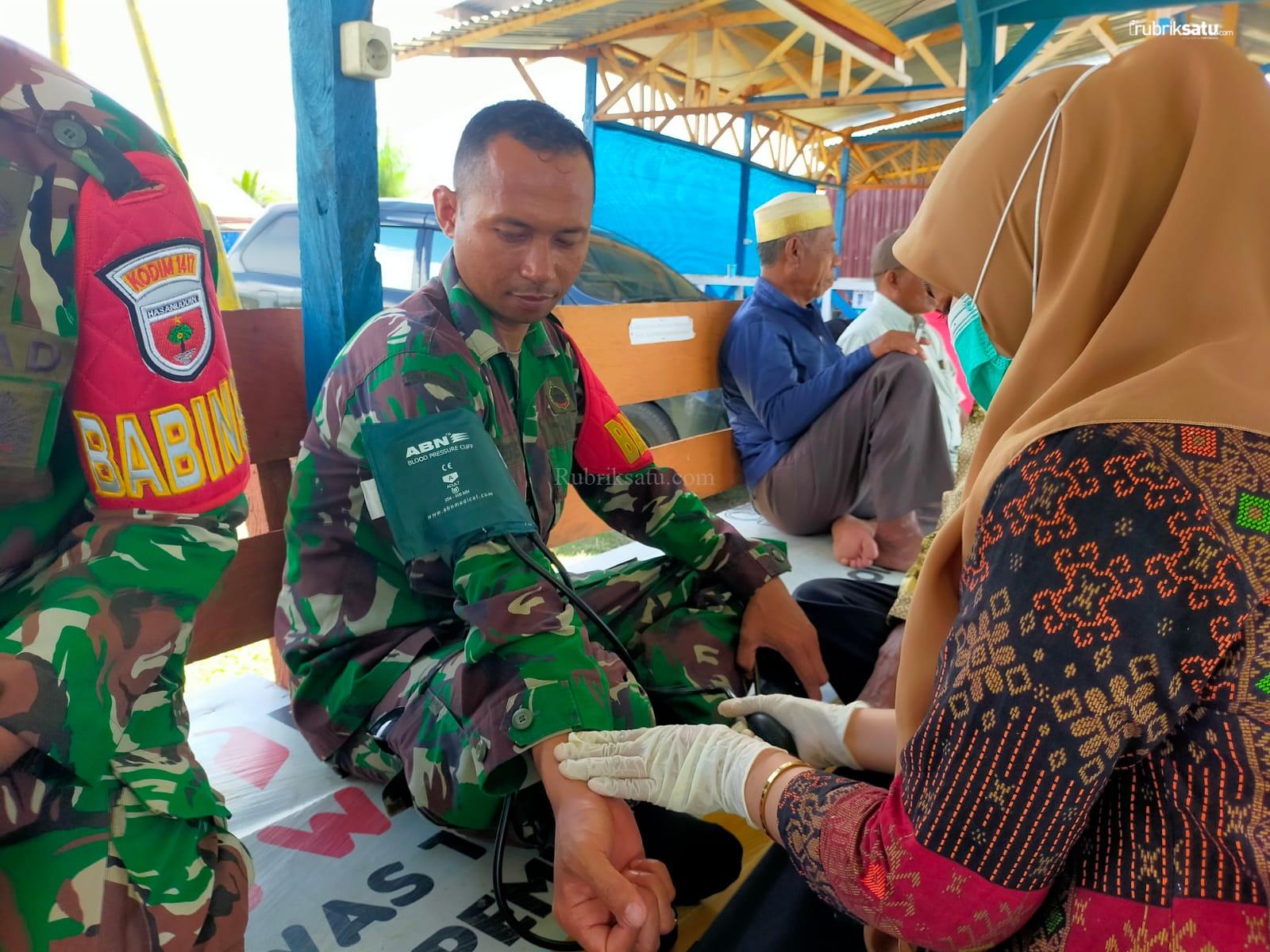 Mendekat ke Warga, Puskesmas Kapoiala Gaungkan Cek Kesehatan Gratis hingga ke Pantai
