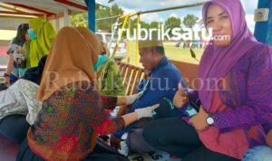 Mendekat ke Warga, Puskesmas Kapoiala Gaungkan Cek Kesehatan Gratis hingga ke Pantai Mendekat ke Warga, Puskesmas Kapoiala Gaungkan Cek Kesehatan Gratis hingga ke Pantai