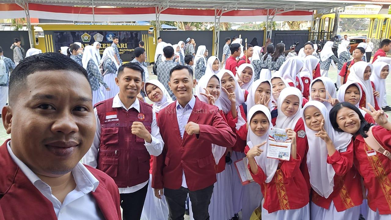 Cegah Tawuran, KKN Unsultra Sasar Pelajar Lewat Penyuluhan Hukum